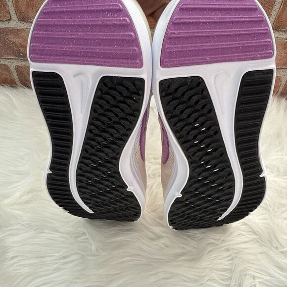 Nike Downshifter 12 Women's Size 10 Guava lightweight Running Shoes - Picture 4 of 8